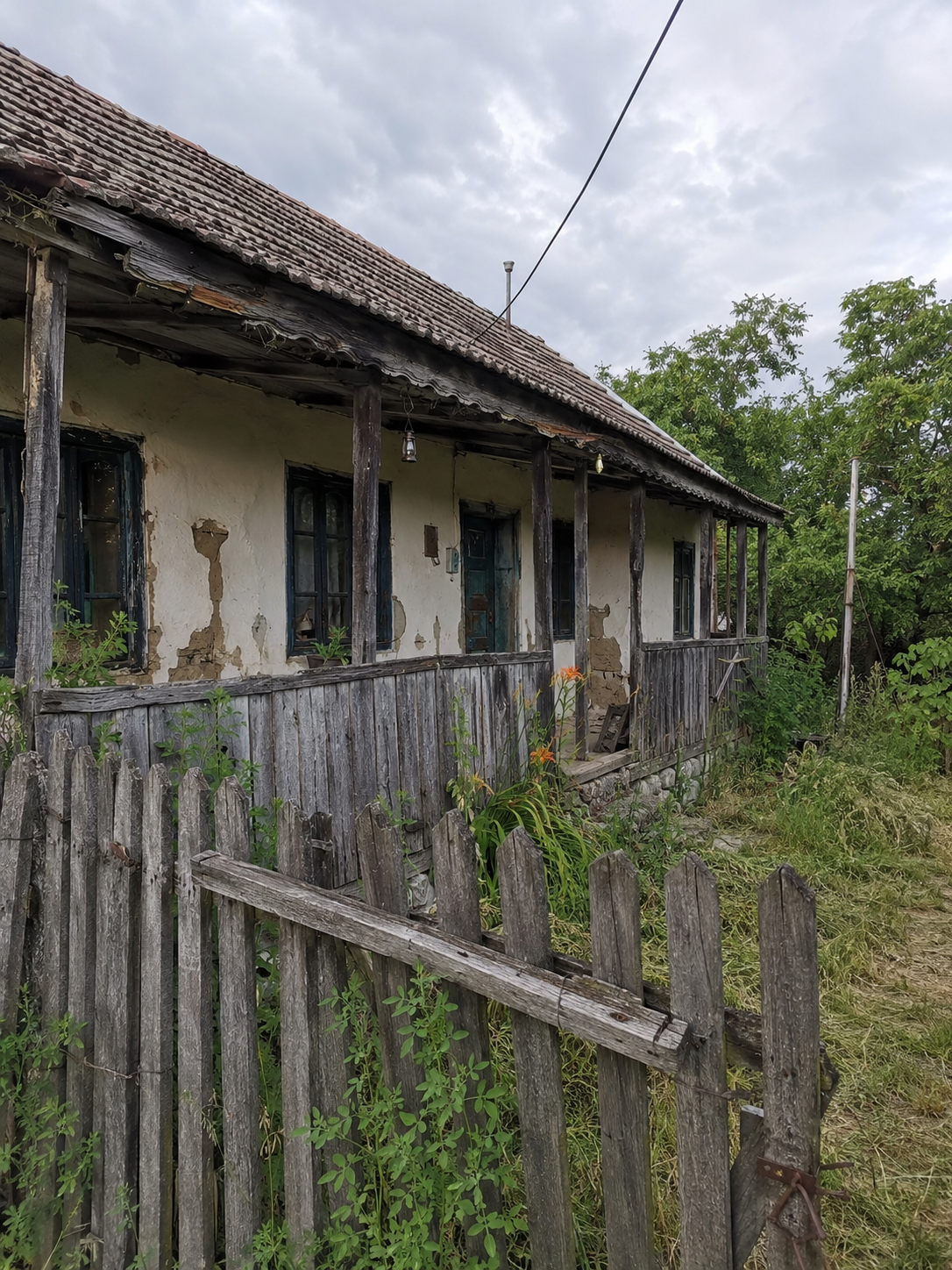 Casa bătrânească fără acte