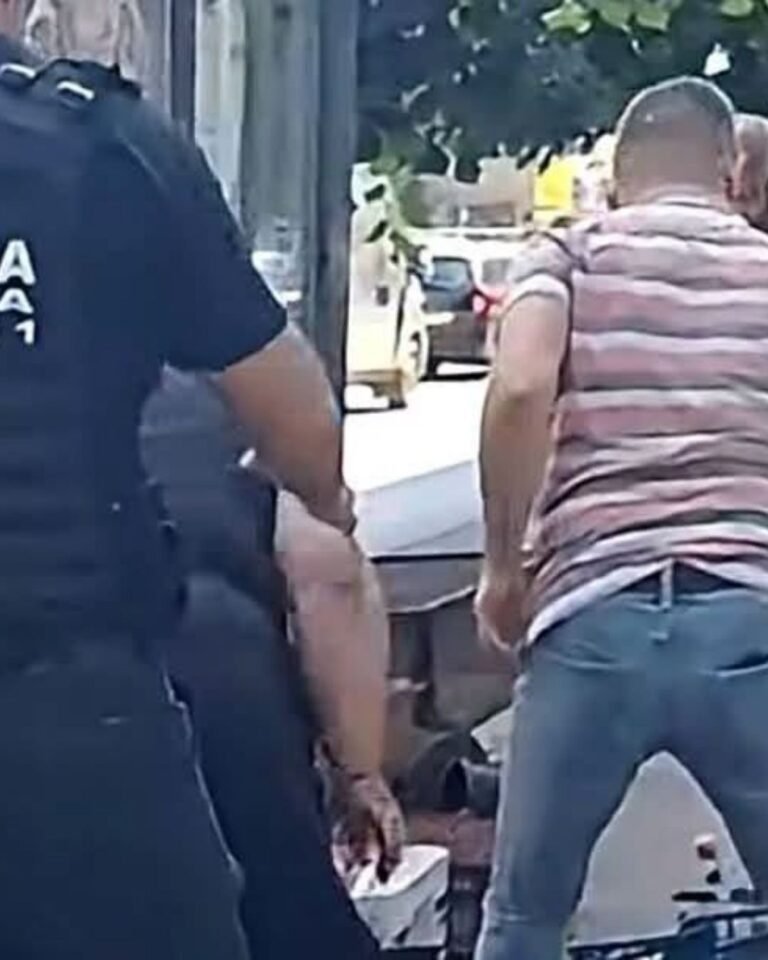 Polițist din Sectorul 1, cercetat disciplinar după ce a aruncat marfa unei bătrâne