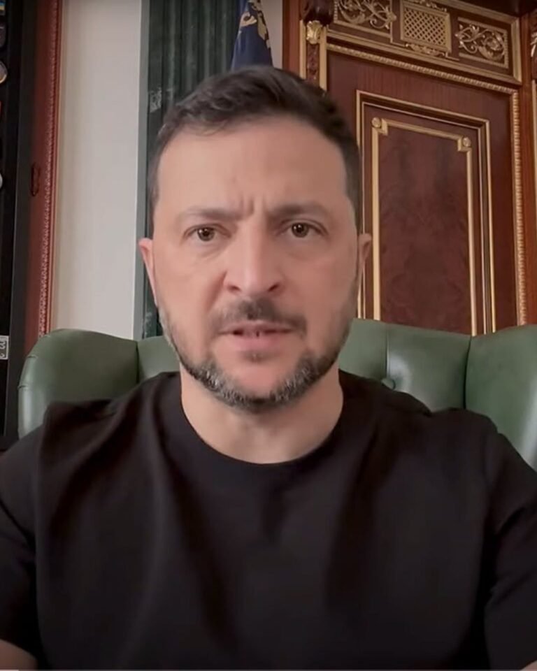 Zelenski a dezlănțuit Iadul în Rusia! A dat ordinul nimicitor: Bombardați…Vezi mai mult
