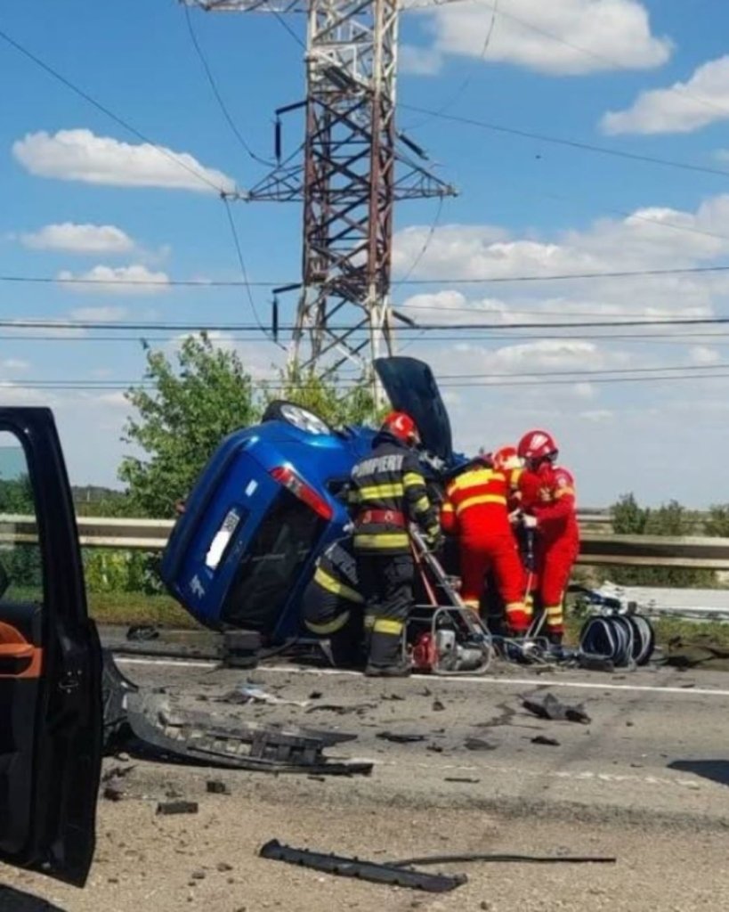Doi soți morți pe DN2B Buzău-Brăila. Trei copii, răniți