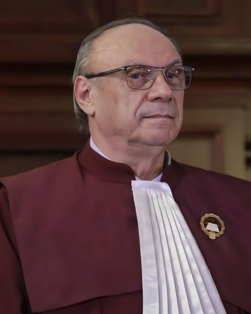 Dominic Fritz contestă decizia CCR la CEDO. Mandatul, în 30 de zile