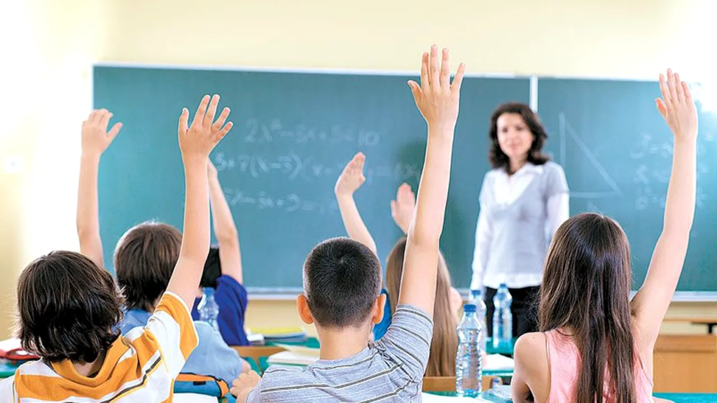 Anul școlar 2026-2027: două materii noi și admitere schimbată