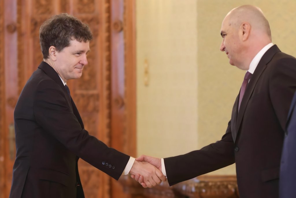 PSD negociază guvernare solo. Premierul, anunțat pe 1 septembrie