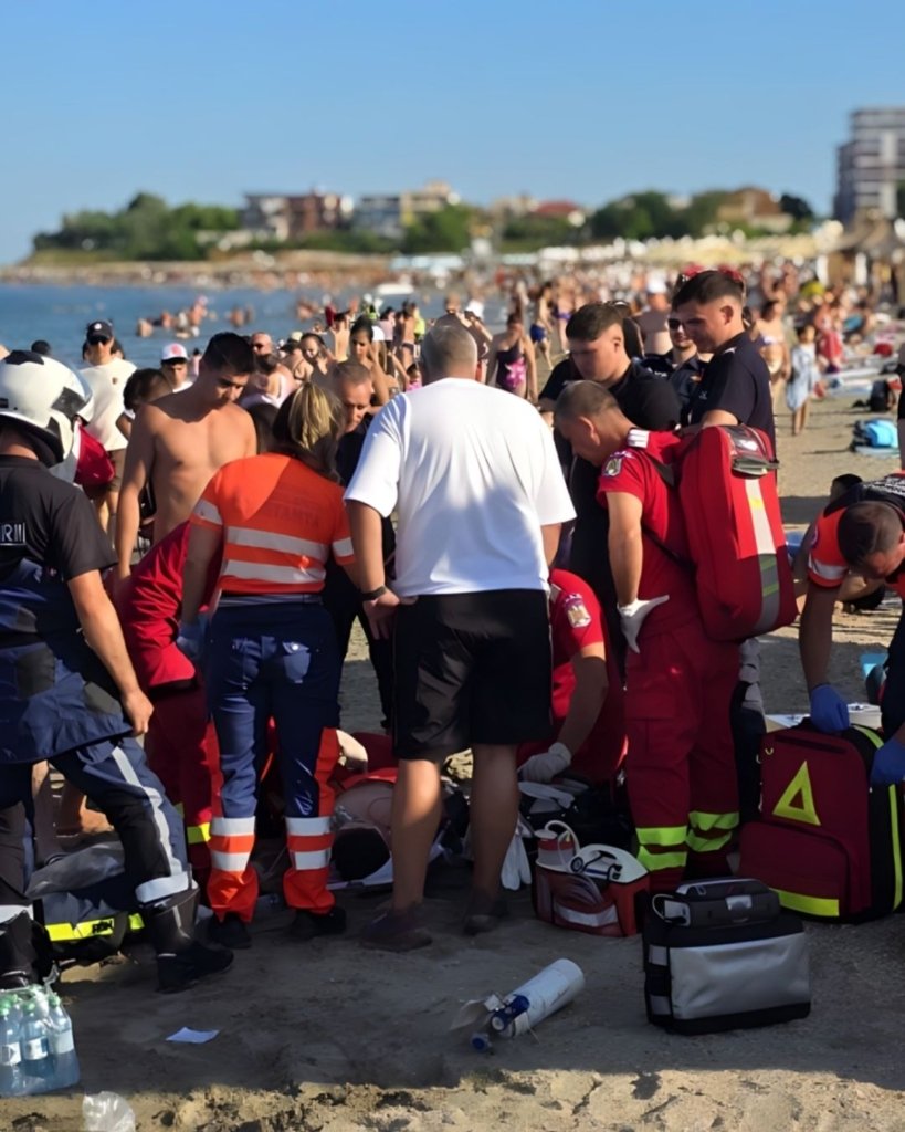 Două decese pe litoralul românesc. Un bărbat de 80 de ani și un adolescent de 15 ani