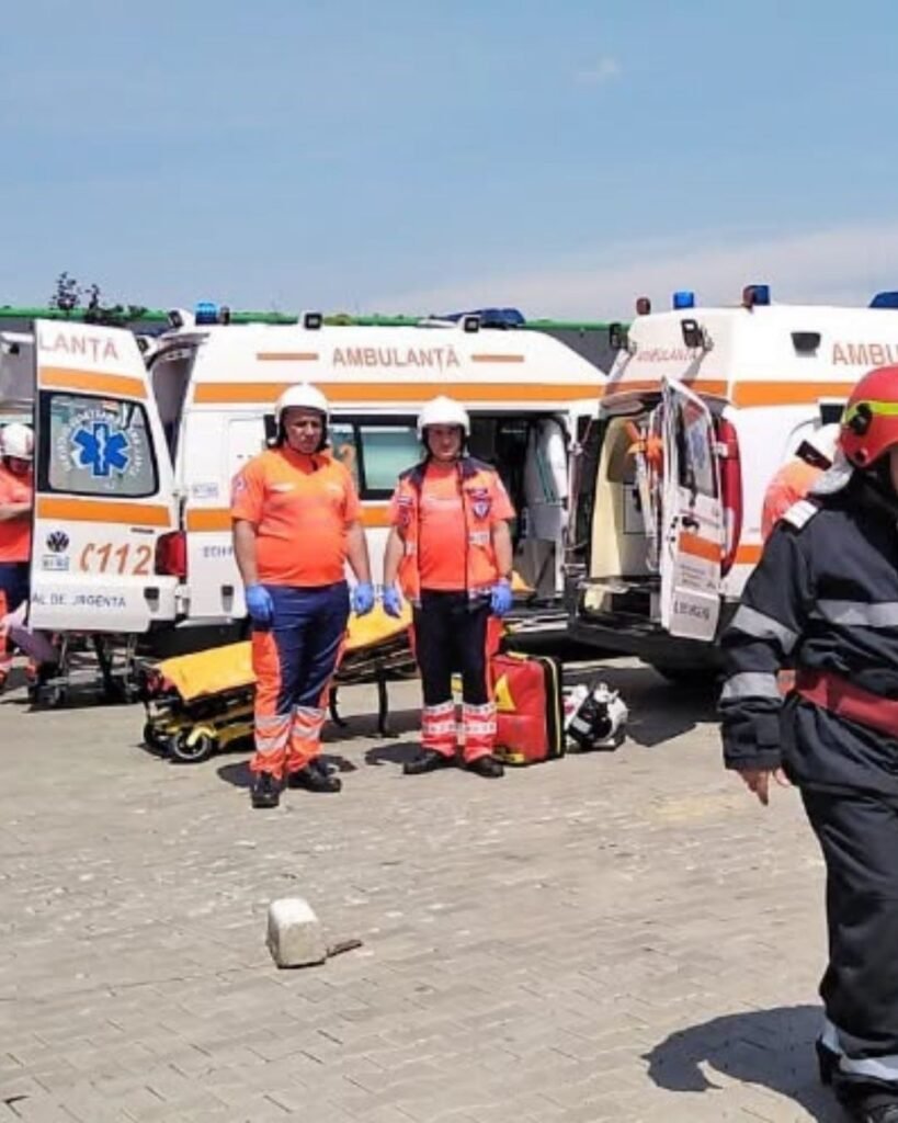 Doi militari răniți în exercițiu cu parașuta la Târgu Mureș