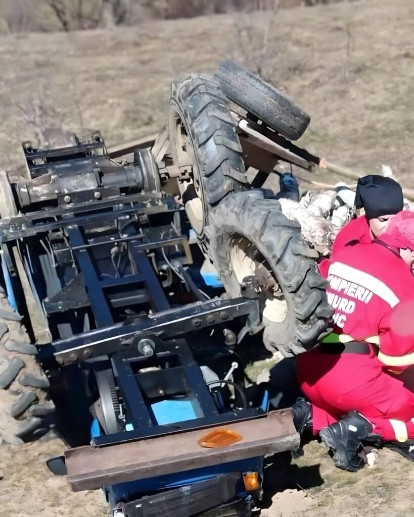 Bărbat de 58 de ani, rănit grav cu tractorul în Monor. Elicopter SMURD