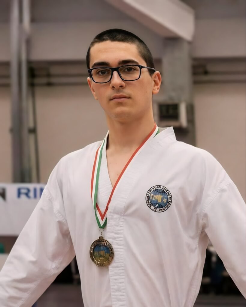 Andrea Mămaligă, mort la 22 de ani după o cădere de 200 m pe via ferrata