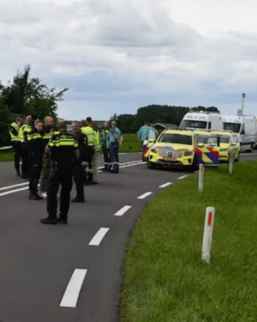 Patru morți, dintre care trei copii, în accident în Olanda. Tabără școlară în doliu