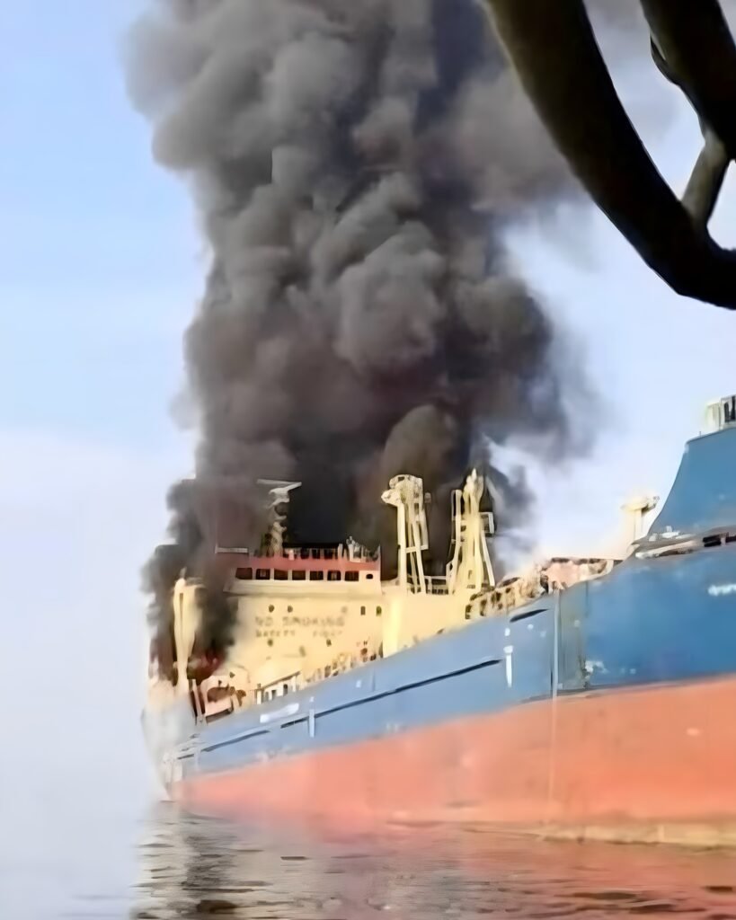 SUA a distrus 5 petroliere iraniene. Prețul barilului, spre 100 de dolari