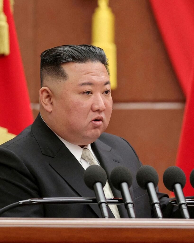 Japonia majorează bugetul militar la 48 de miliarde de euro. Coreea de Nord reacționează dur