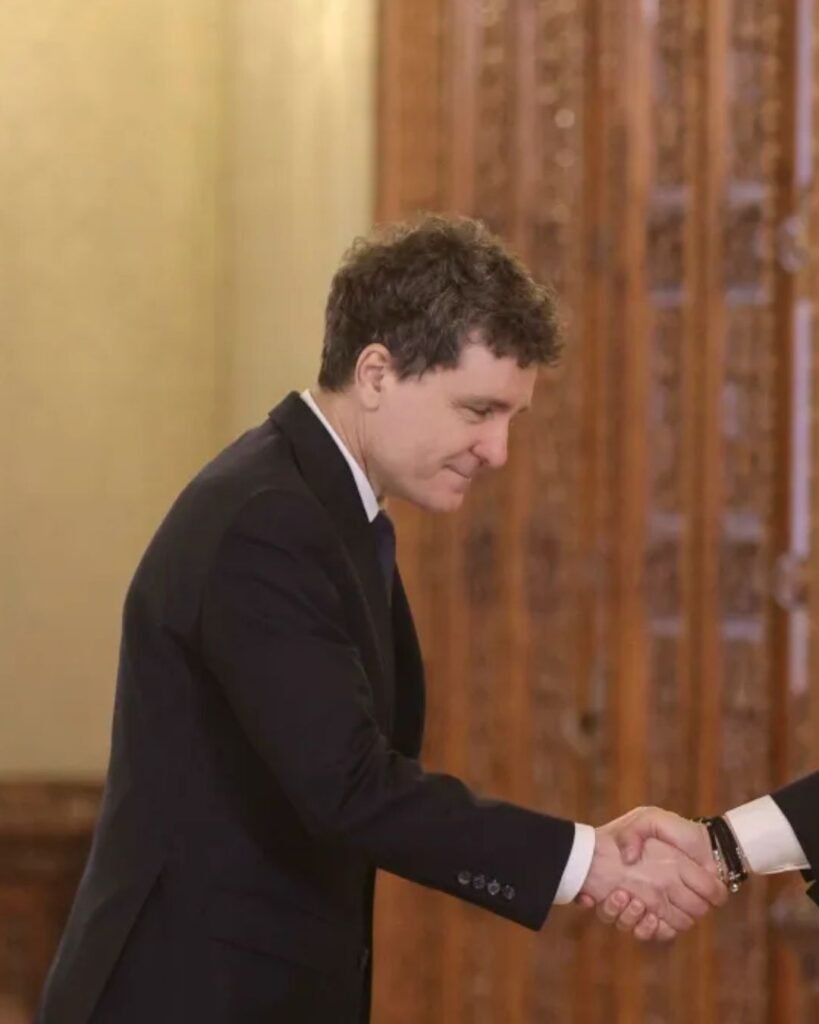 Nicușor Dan desemnează Siegfried Mureșan pentru Guvern. AUR refuză imediat să-l voteze