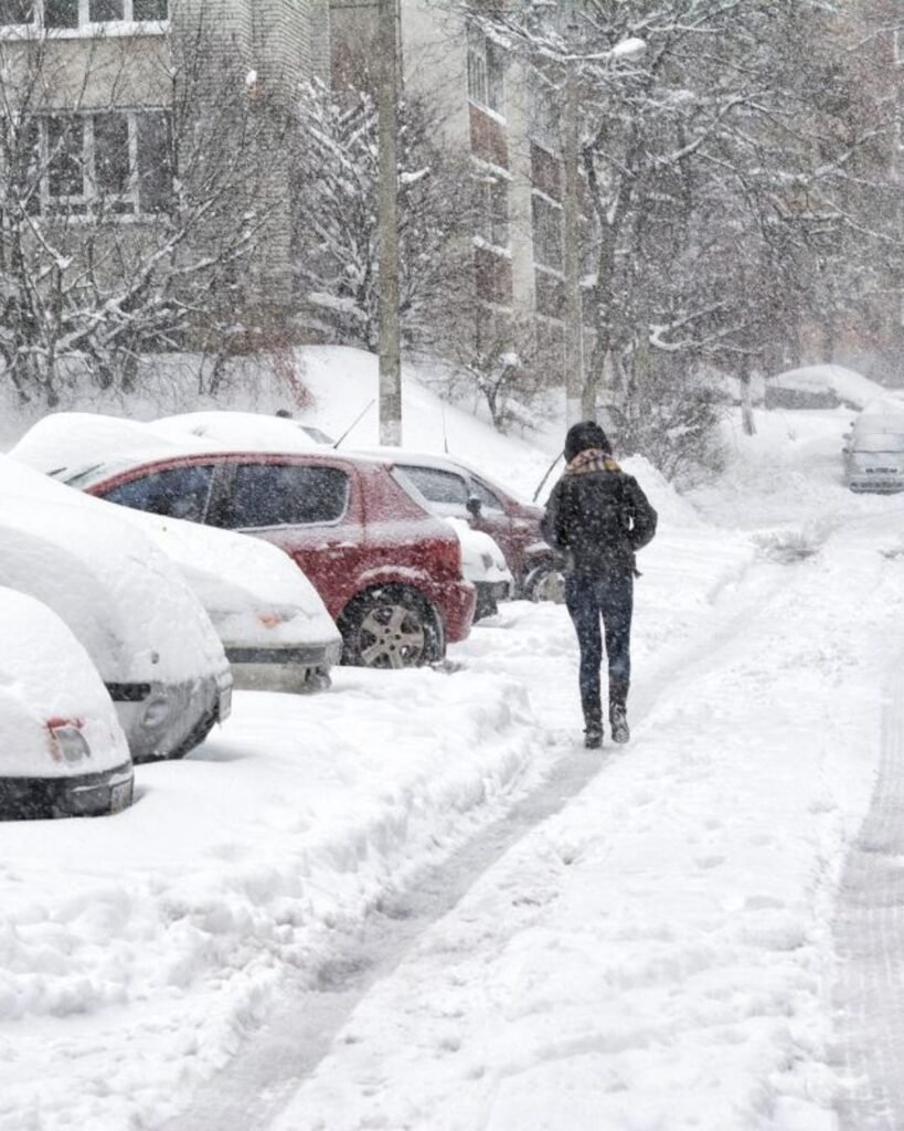 Valul de aer polar lovește România cu scăderi de 15 grade. Ce trebuie să știi