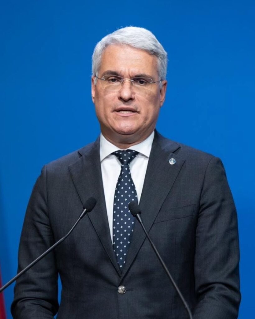 Pîslaru clarifică: Bruxelles-ul nu impune taxa pe pensiile mari, doar sugerează
